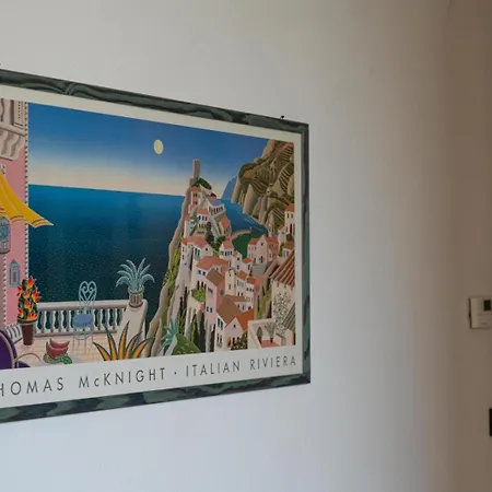 Pieno Centro, Vista Mare, 30 Metri Dalla Alassio